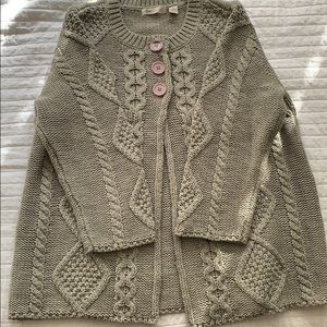 NWOT - gray knitted sweater (M)